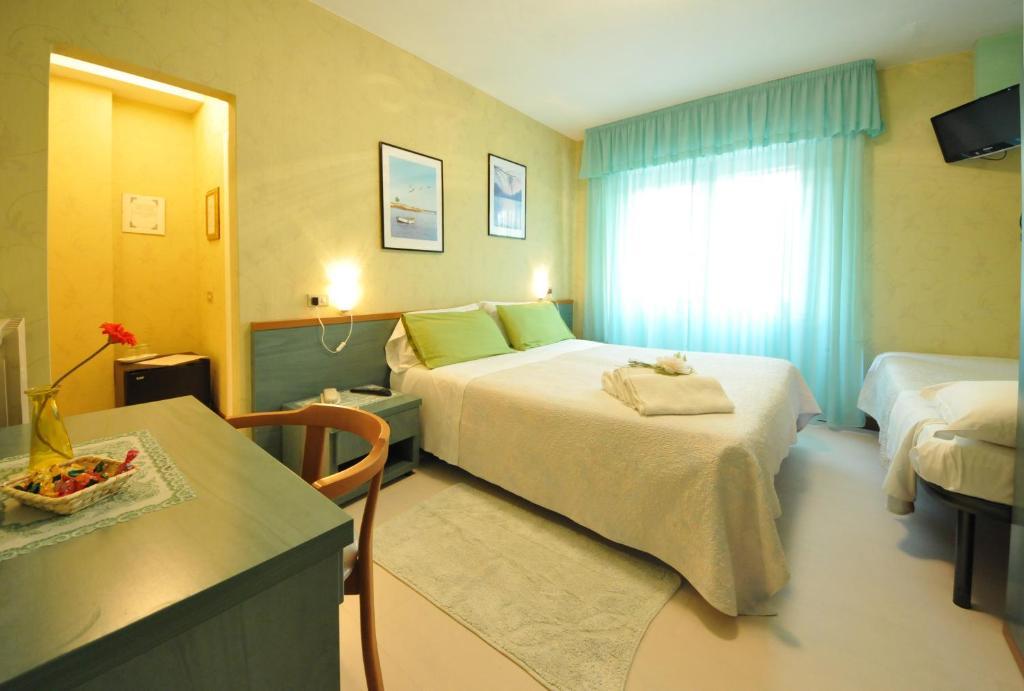 Hotel Manuela Cinquale Habitación foto